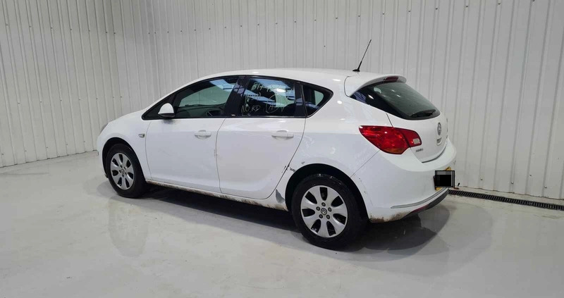 Opel Astra cena 6750 przebieg: 97000, rok produkcji 2015 z Zduny małe 67